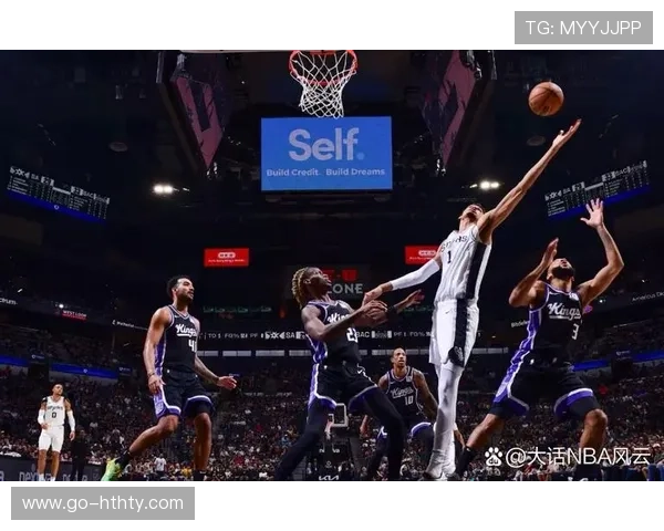 文班亚马主场迎战勇士,攻防两端展现全能影响力 文班亚马主场迎战勇士,攻防两端展现全能影响力